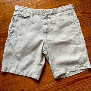 Polo by Ralph Lauren Cream Flat Front Shorts for Casual Elegance